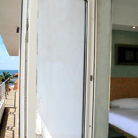 Hotel Rio Malecon Puerto Vallarta Bagian luar foto