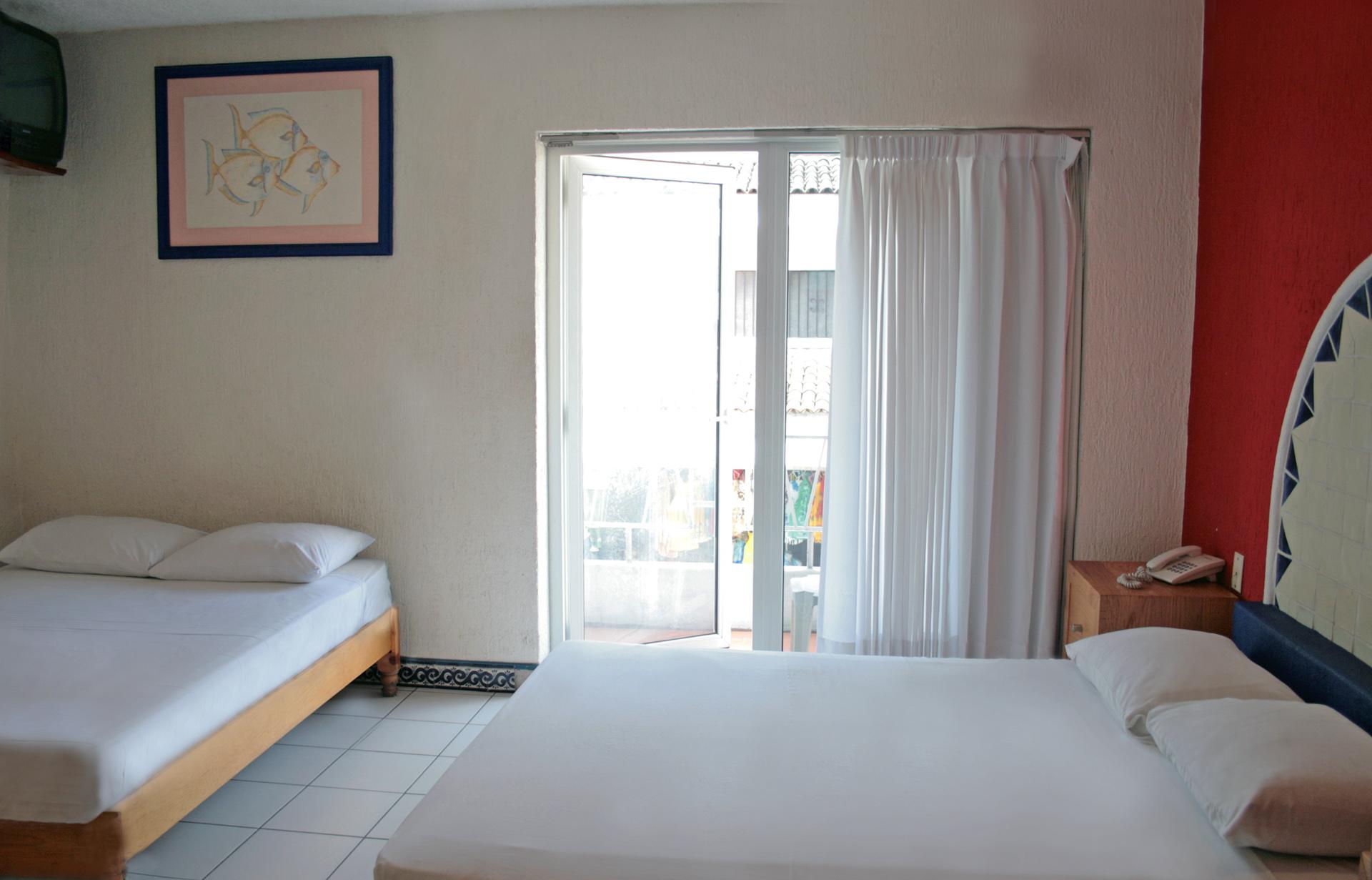 Hotel Rio Malecon Puerto Vallarta Bagian luar foto