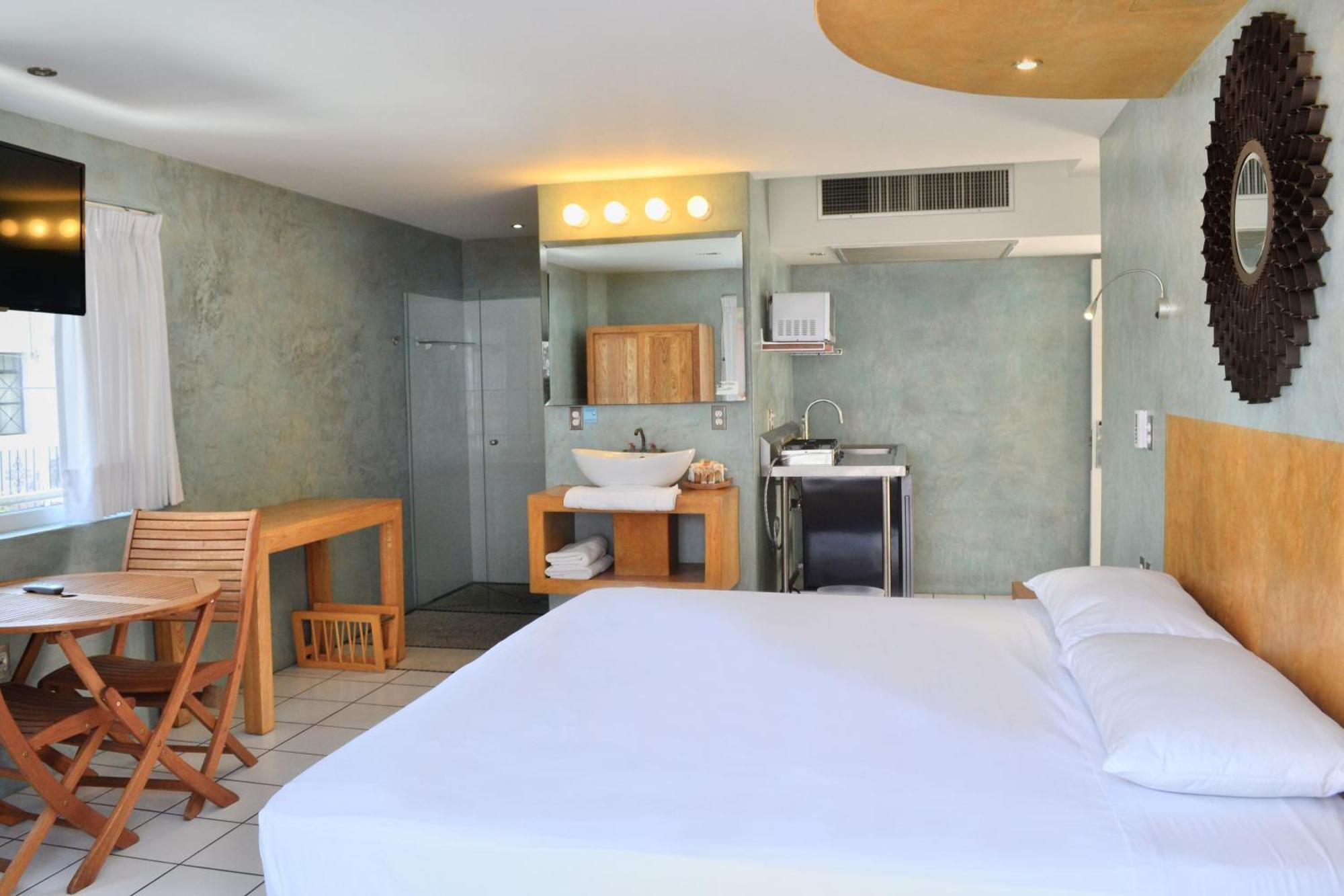 Hotel Rio Malecon Puerto Vallarta Bagian luar foto